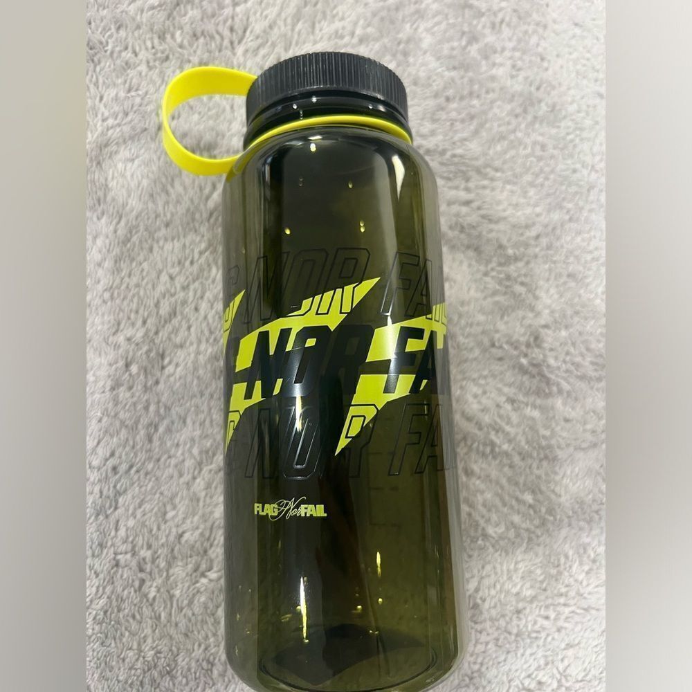 [Flag Nor Fail] FNF BOTTLE
